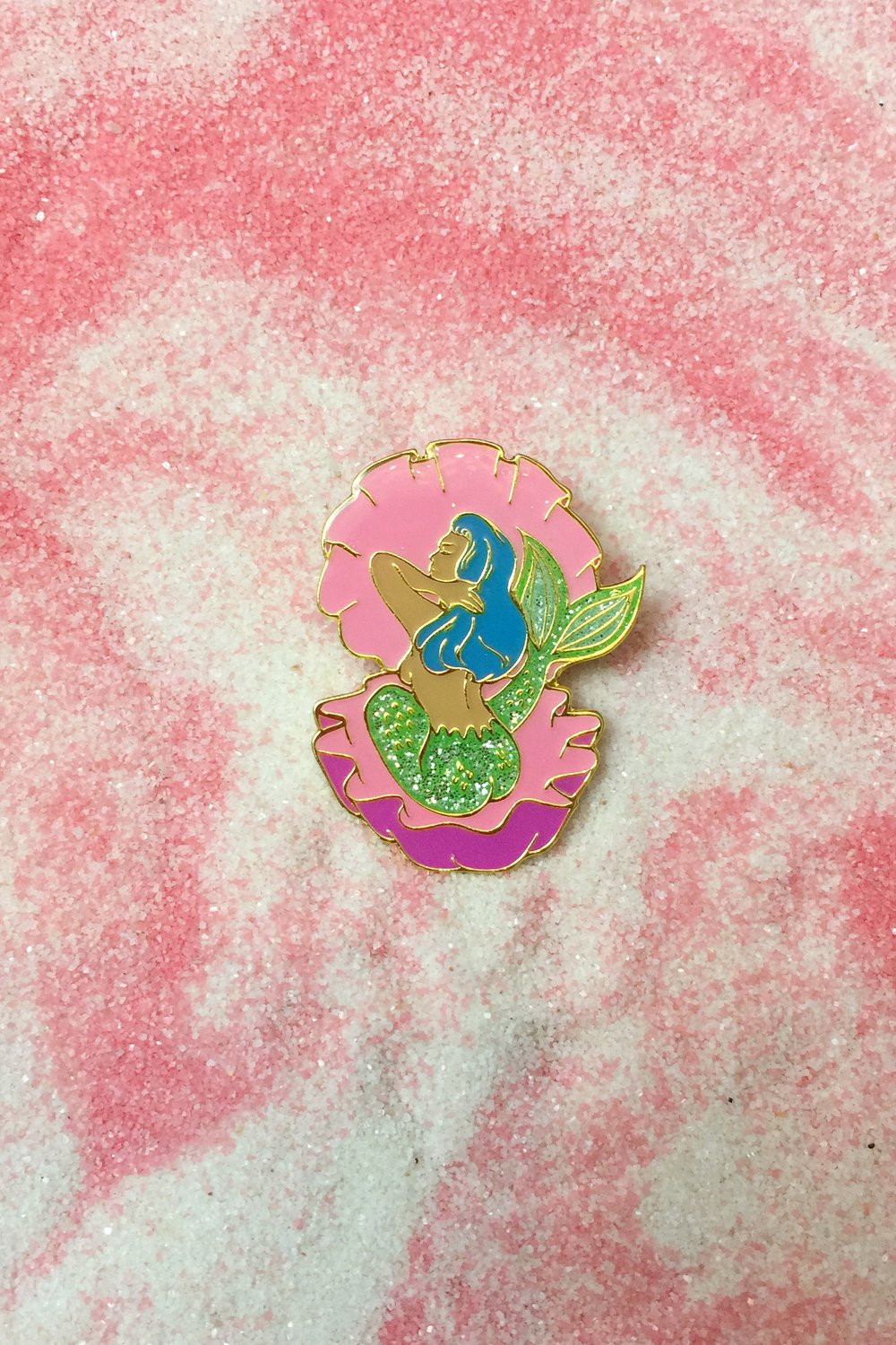 Image of PIN-UP MERMAID ENAMEL PIN