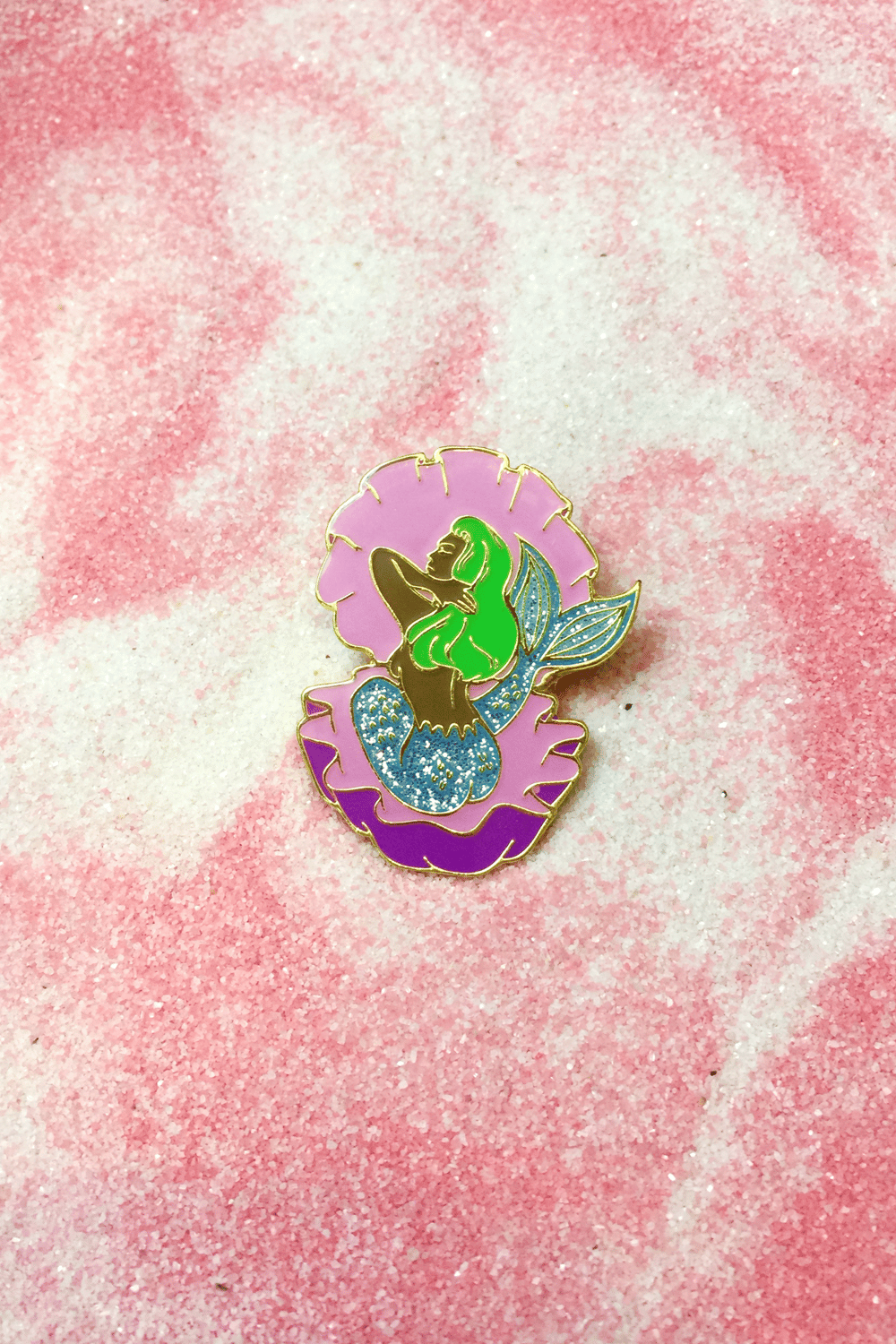 Image of PIN-UP MERMAID ENAMEL PIN