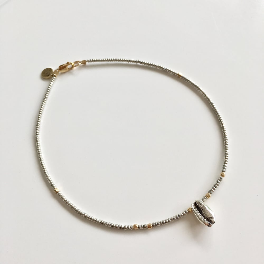 Image of Cowrie anklet