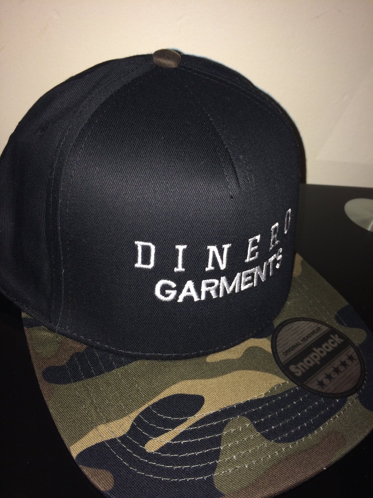 Image of Dinero Snapback