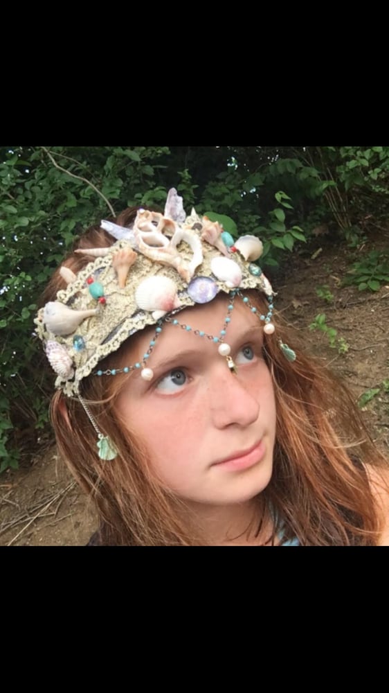 Image of Mermaid Shell, Pearl, Crystal & Gemstone Headdress