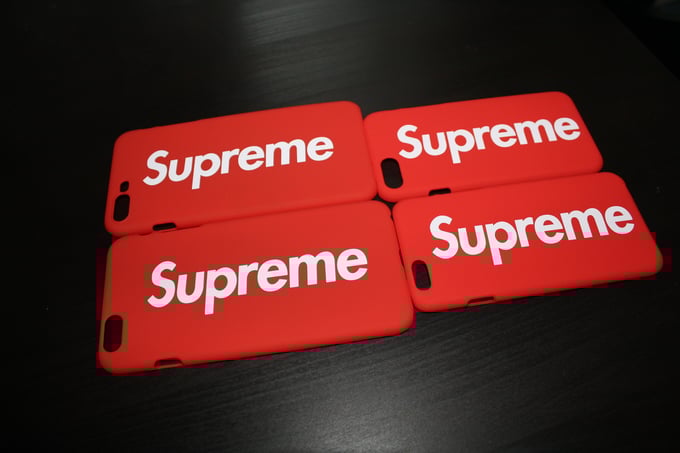 Image of Supreme iPhone Case Red