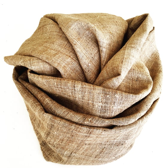 Image of WILD SILK THROW - NATURAL