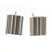 Image 4 of 'Strata' Stud earring in Sterling Silver