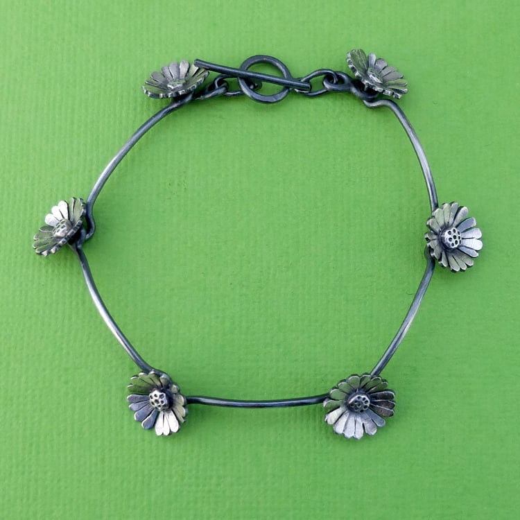 Image of Daisy Chain Bracelet