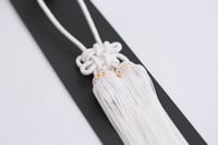Image 3 of Junction Produce Fusa Kiku Knot Medium White