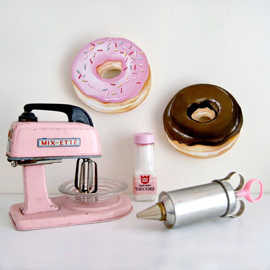 Image of Donut Plaques (your choice of pink or chocolate)