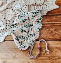 Image 2 of SURPRISE Scalloped sunbonnet 