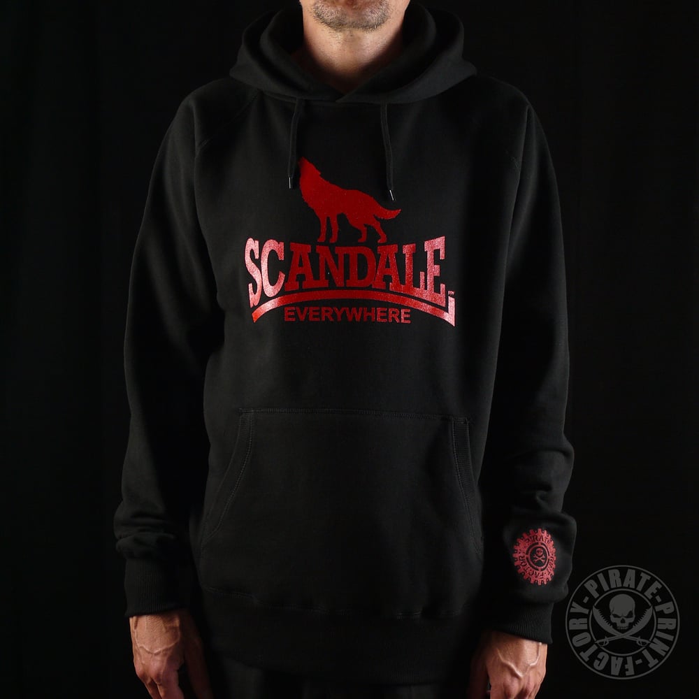 Image of SWEAT CAPUCHE SCANDALE