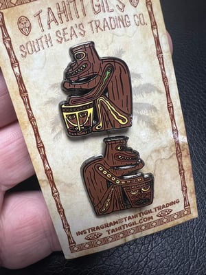 Image of 1” Tiki Room Drummers Left and Right “Shoe Lace” Charms