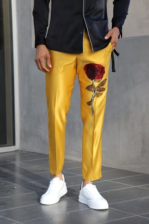 Image of The sika satin pants - gold 