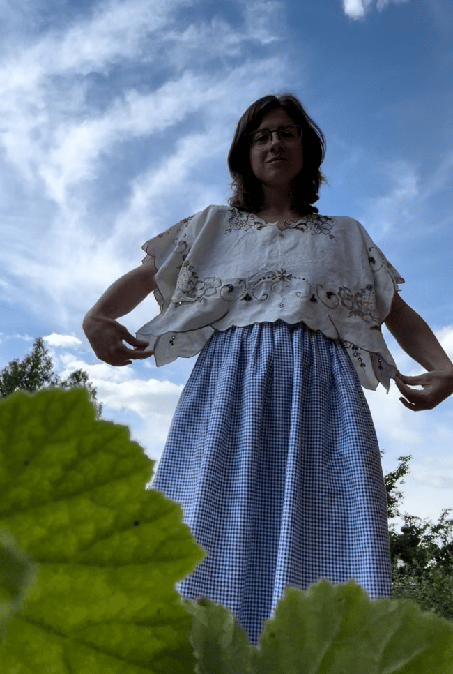 CUSTOM LISTING for Rheeann: Flouncy Top 