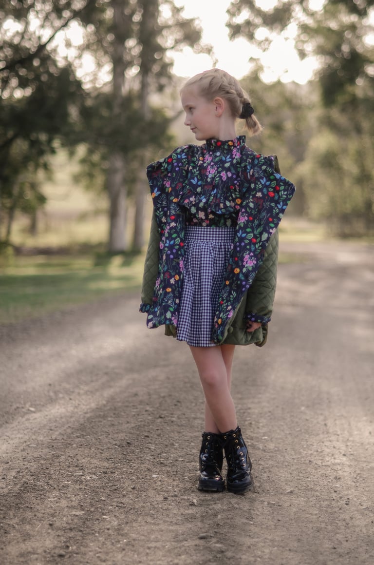 Lily Coat Image 3
