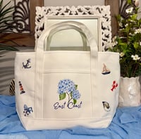 Image 2 of East Coast Hydrangea Tote Bag - White/Medium