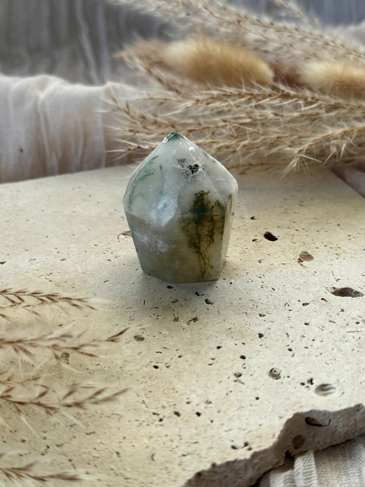 Image of Moss Agate Cupcake Tower 