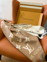Image 7 of LV Cashmere Scarf