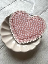 Image 3 of Scalloped Heart Decoration 