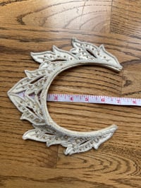 Image 7 of 1940s Beaded Crown