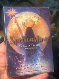 Spellcasting oracle cards 