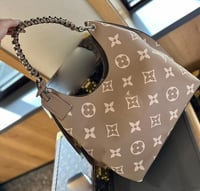 Brown/white hobo bag 
