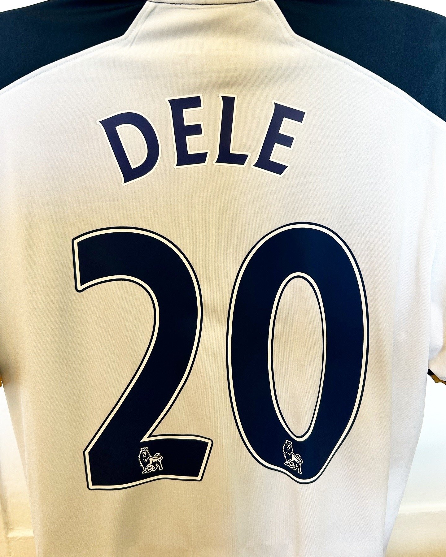 Image of Tottenham Hotspur “DELE 20” 2016/17 Home Shirt (XL)
