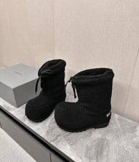 Image 2 of UNISEX FLUFF WINTER BOOTS