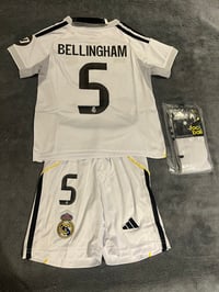 Image 2 of Real Madrid home Bellingham no.5