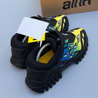 Image 2 of size: us10 uk9.5 eu44 cm28