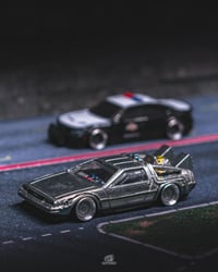 Image 7 of BACK TO THE FUTURE DELOREAN CUSTOM