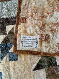 Image 4 of Sirocco - King Size Quilt 
