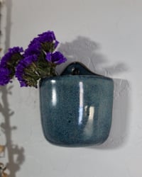 Image 1 of 'Azulito' Floating Pot