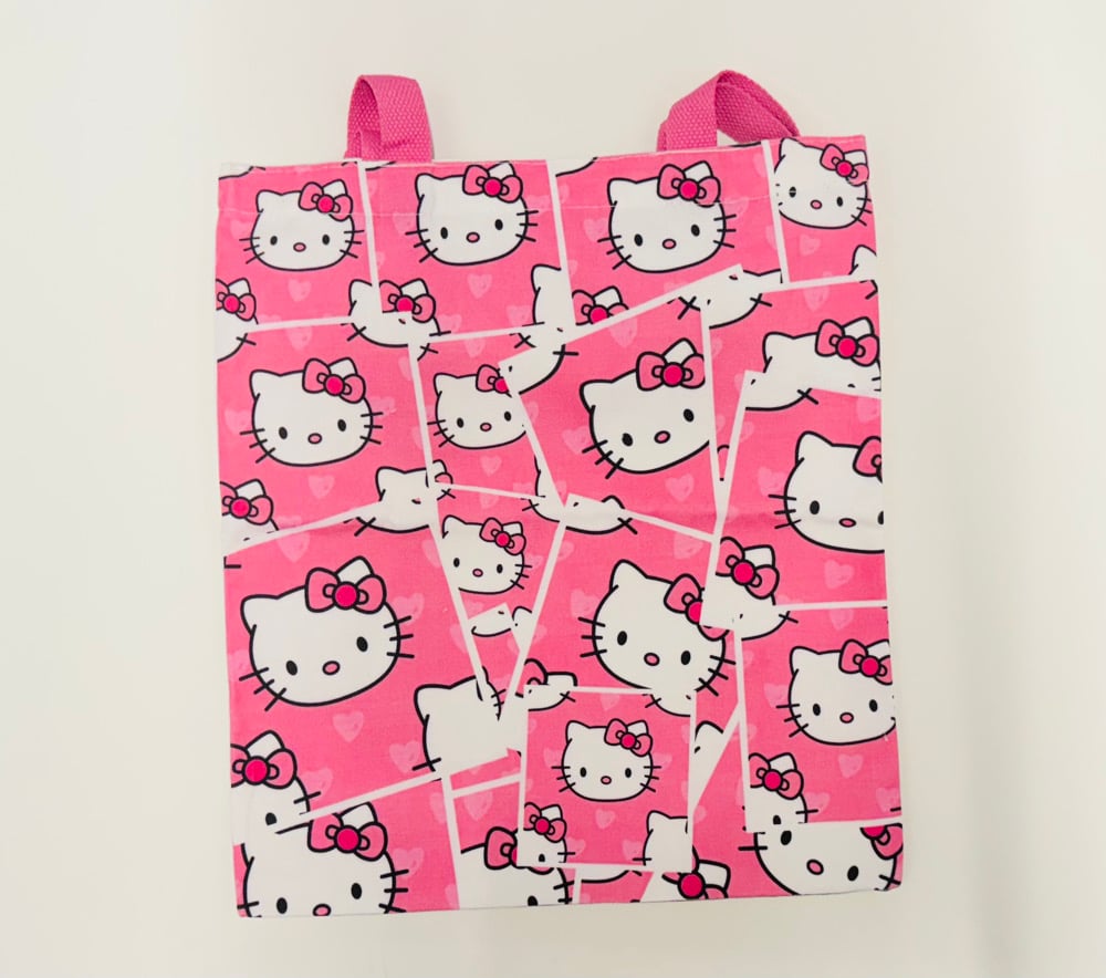 Image of Tote Bags (open space)