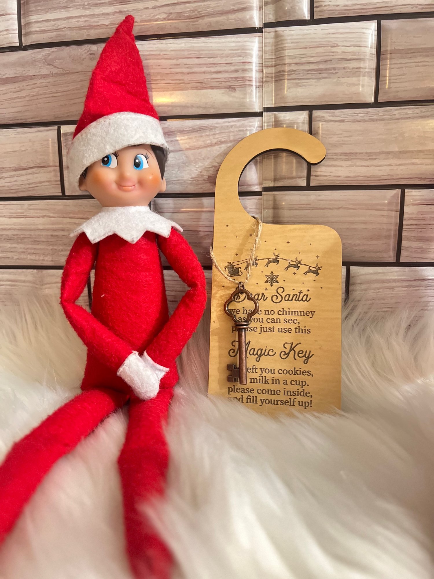 Santa's magic key design (2927411)