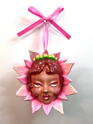 Image of “Marble Star” Starry-Eyed Princettia Ornament
