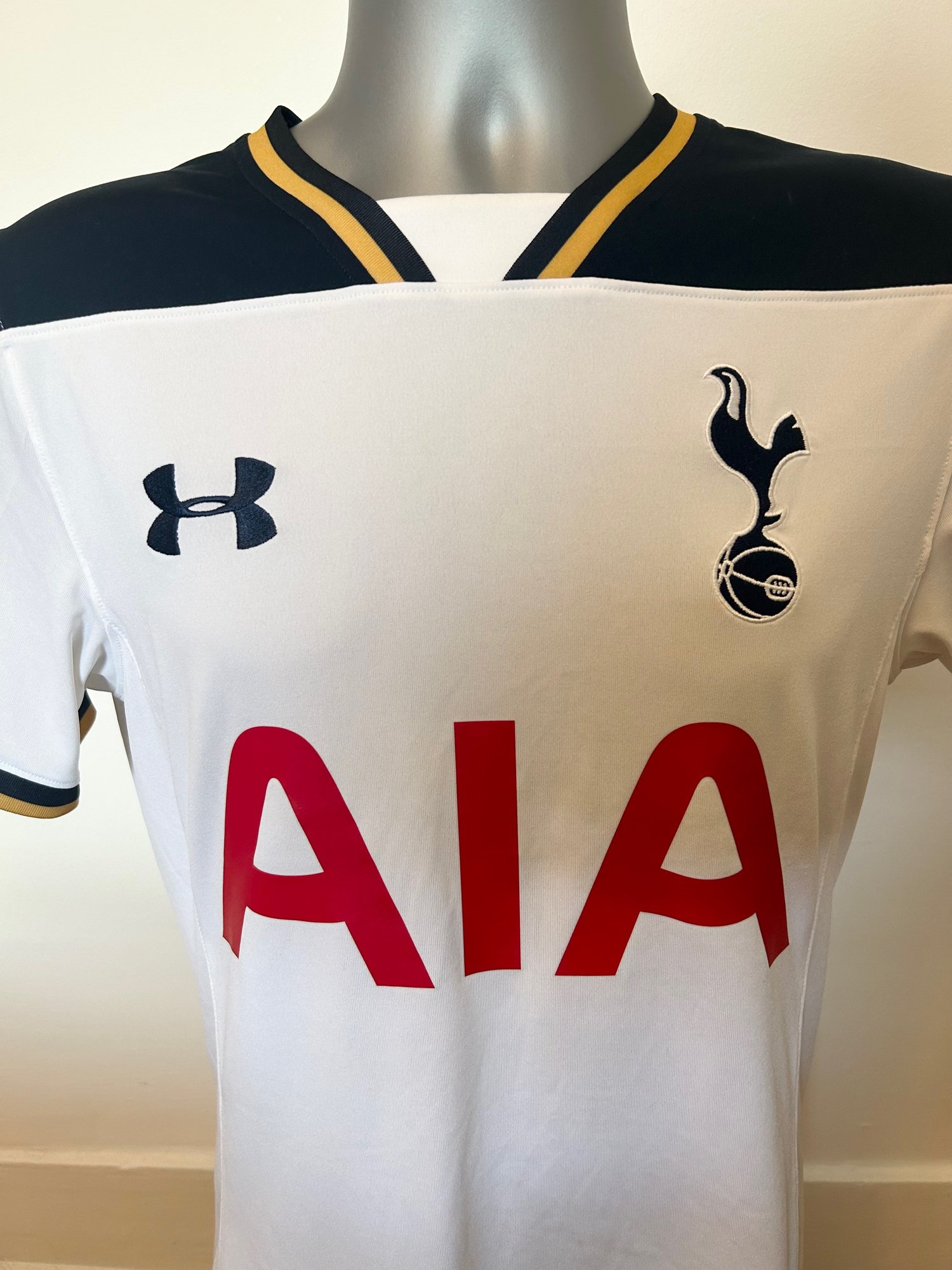 Image of Tottenham Hotspur “DELE 20” 2016/17 Home Shirt + PL patches (S)