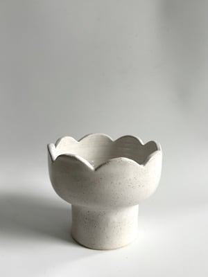 Image of  Pedestal bowl - small 