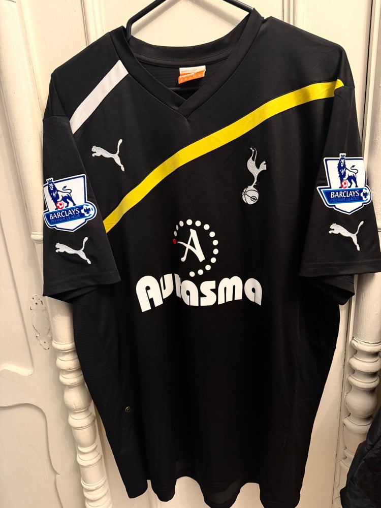 Image of Tottenham Hotspur “MODRIĆ 14” 2011/12 Third Shirt + PL patches (XL)