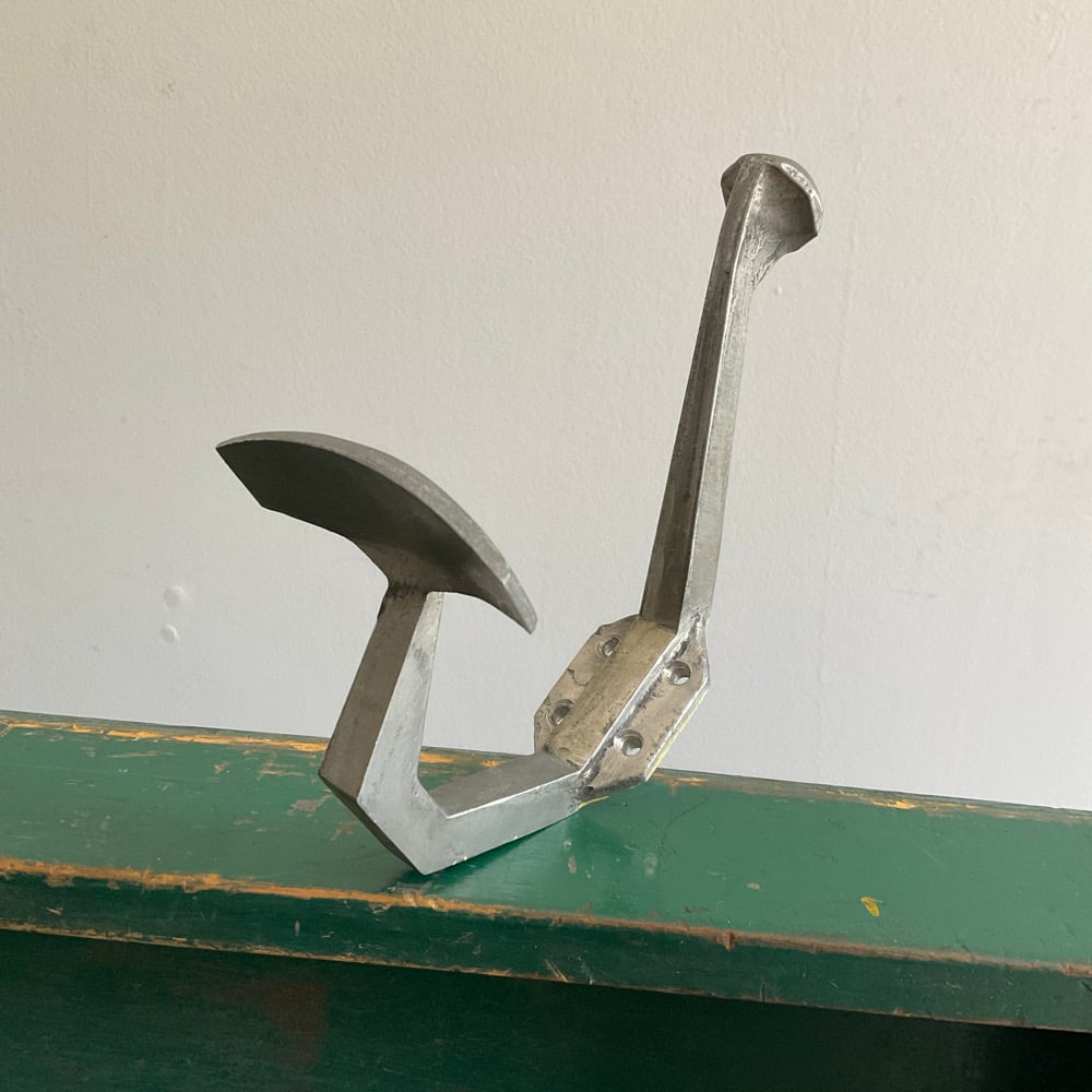 Image of French Hook