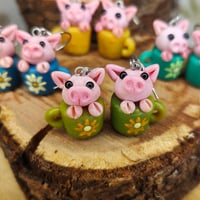 Image 3 of Kolczyki - "Świnka w kubku" 🐷🩷