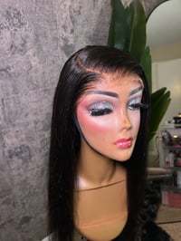 Image 2 of 26” Closure Straight Wig