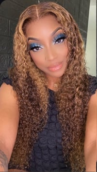 28” 4/27 Deep Wave Wig