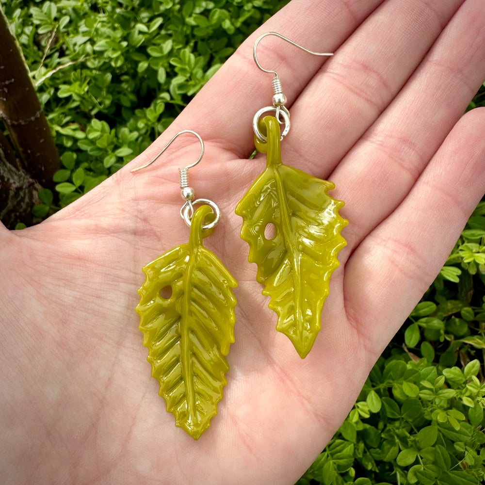 Image of Leaf earrings (small)