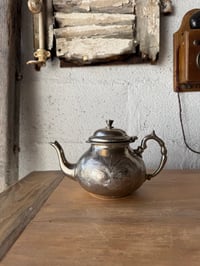 Image 1 of La théière oriental vintage 