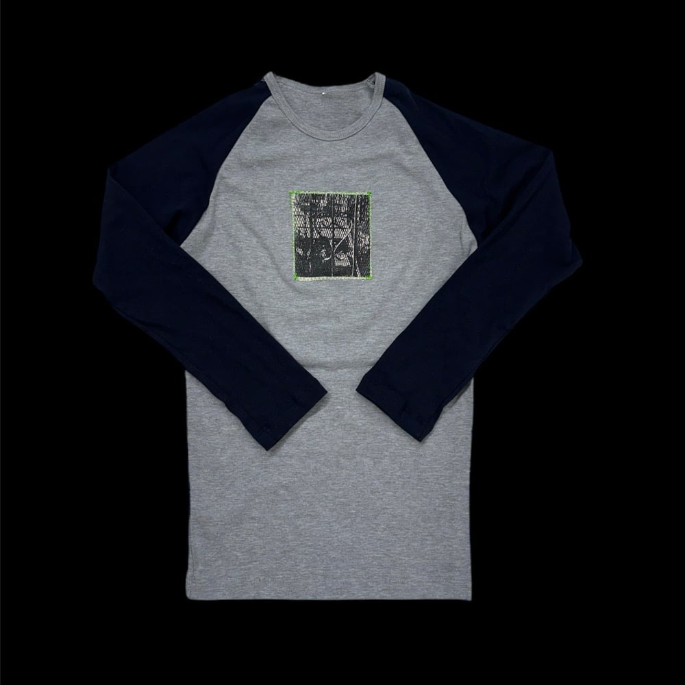 Heart Fence Raglan