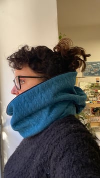 Image 3 of Sciarpa Cappuccio L