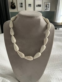 collier Polly