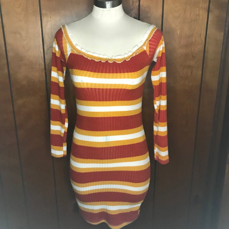 Cute N Classy (Off the shoulder) Dress 