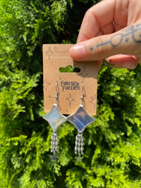 Image 4 of shooting star earrings