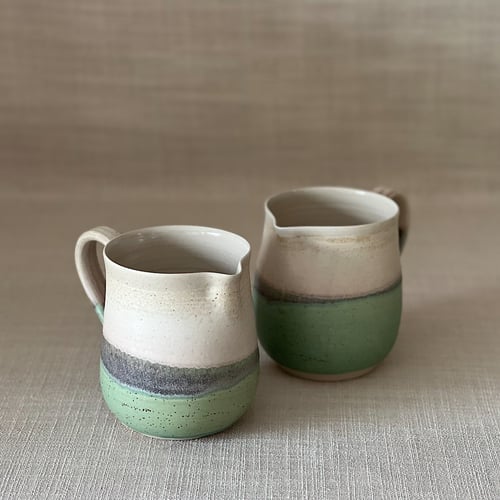 Image of BLOSSOM MEDIUM JUG