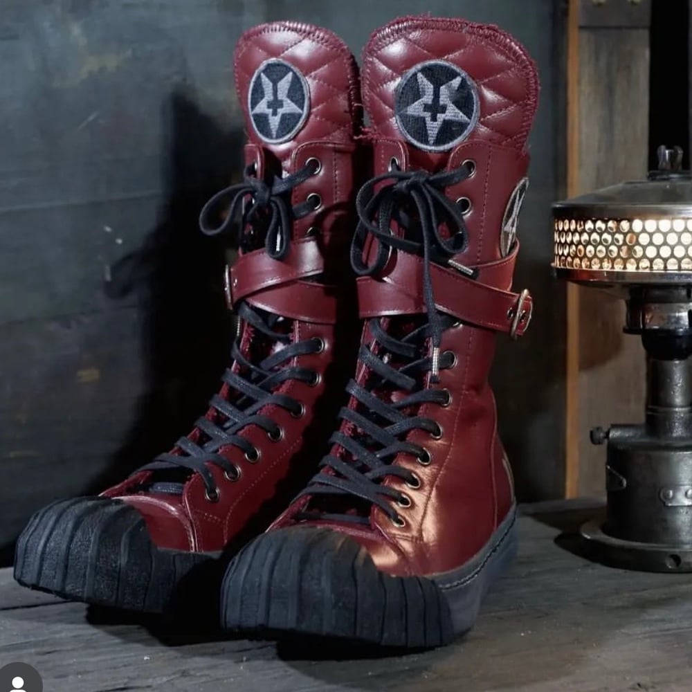 Red Devil Stomper / Junker Designs